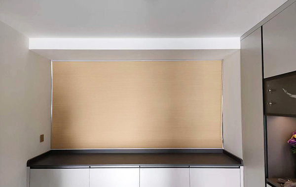 彩红庄告诉你清洁窗帘的几种有效方式